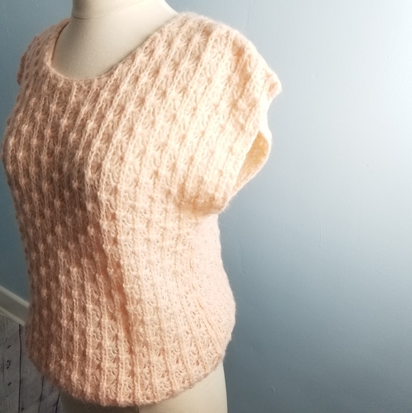 Vest - Picture 2 of 3